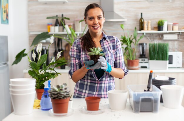 Czy twoje rośliny domowe są szczęśliwe? Poznaj nieznane fakty o ich potrzebach